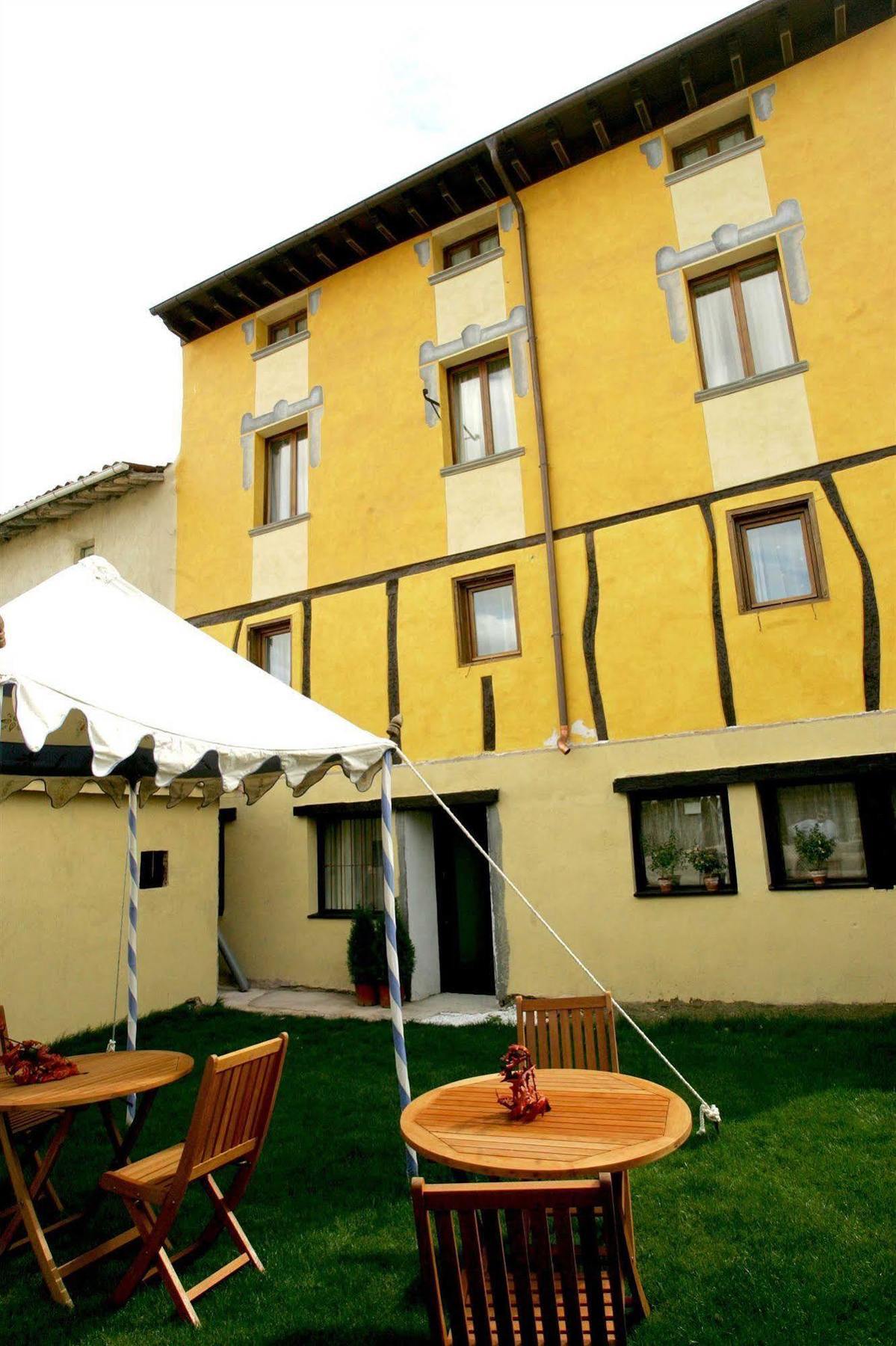 Hotel Boutique Valle De Oca Villanasur-Río de Oca Exterior photo